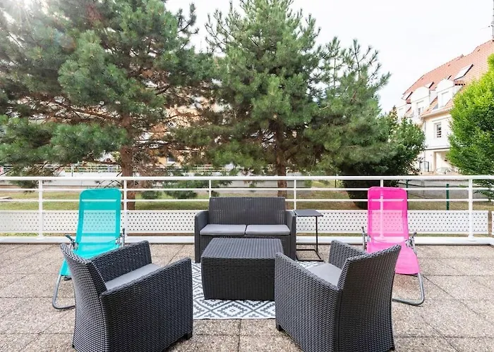 Comme Chez Vous
