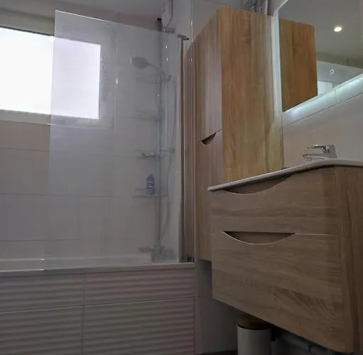 Comme Chez Vous Apartment *